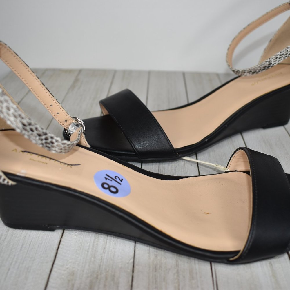 Ann Taylor Factory Women's New Size 8.5 Wedges